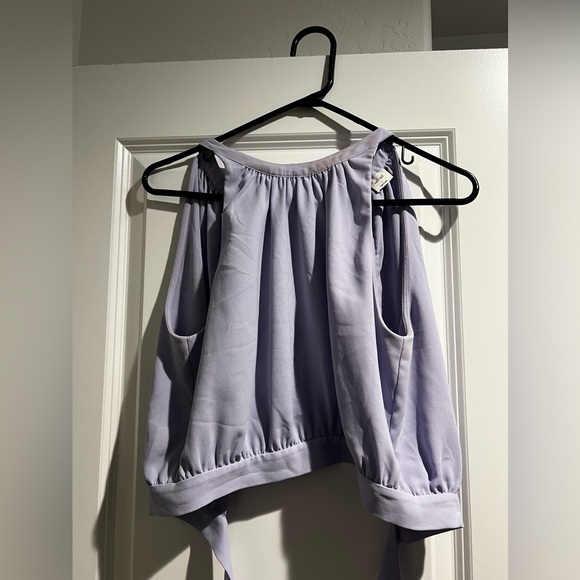 Aritzia Top - Picture 1 of 2